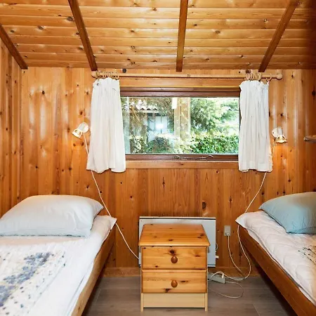 6 Person In Bjert Vakantiehuis *